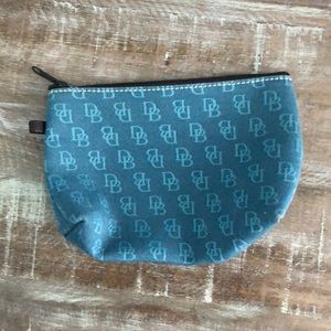 Dooney & Bourke Bag